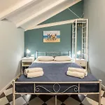 Hostel Portici Ostello