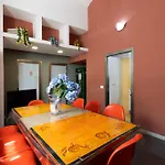 Hostel Portici Ostello *