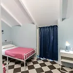 Hostel Portici Ostello