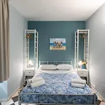 Hostel Portici Ostello *