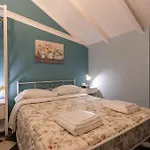 Hostel Portici Ostello *