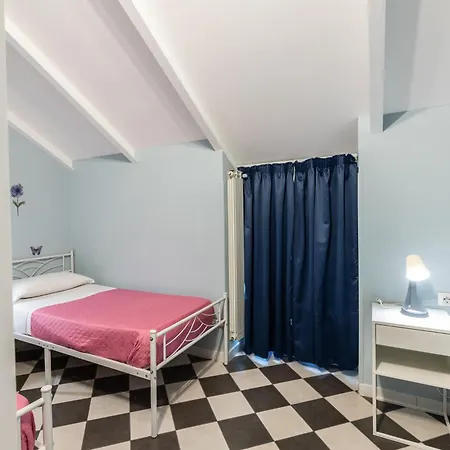 Hostel Portici Hostel