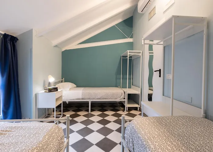 Hostel Portici * Portici