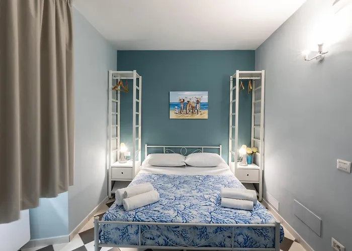 Hostel Portici Ostello *