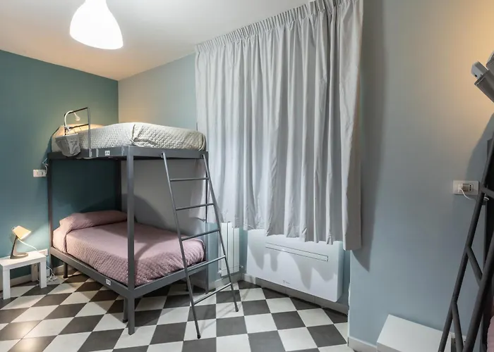 Hostel Portici Ostello *